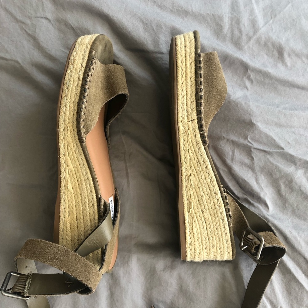 Steve Madden Olive Green Wedge Sandals